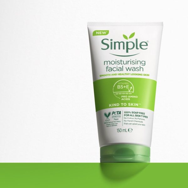 Simple Moisturizing Face wash